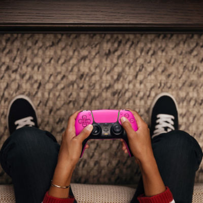 Buy DualSense™ Wireless PS5™ Controller: Nova Pink | PlayStation® (UK)