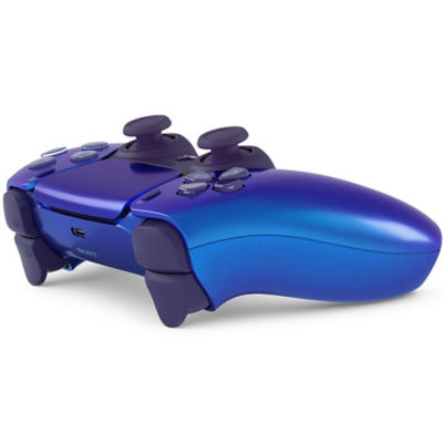 Une manette sans fil DualSense Chroma Indigo à l'horizontale