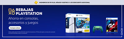 Banner con fondo azul con el texto “Rebajas PlayStation – Ahorra en consolas, accesorios y juegos.” En la parte superior, una franja gris dice “Miembros de PS Plus, añadid vuestro 5% de descuento adicional.” A la derecha aparecen un bundle de PS5® con Fortnite, un mando DualSense verde y el juego Gran Turismo 7. Botón blanco con el texto “Comprar ahora.”