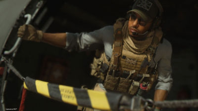 PlayStation®5 Console – Call of Duty® Modern Warfare II Bundle Thumbnail 3